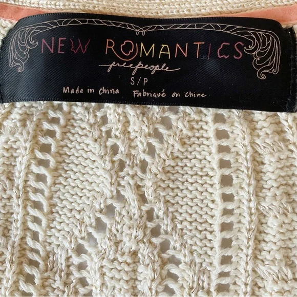 Free People New Romantics Bang Bang Knit Gold Thread Fisherman Cardigan Size S - Picture 10 of 12